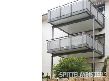 Besonders große Anbaubalkone nachträglich angebaut vom Balkonbauer