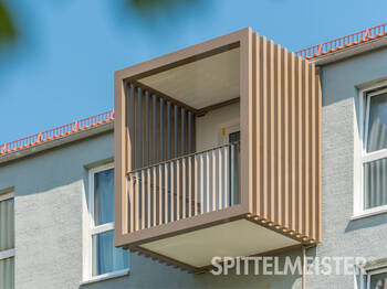 Alu Balkon mit Geländer