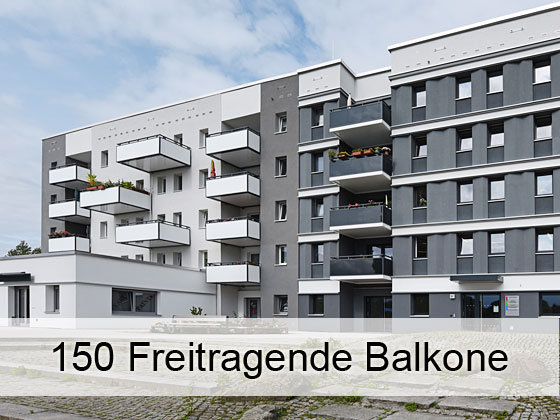 150 Stück freitragende Balkone gebaut vom Balkonbauer in Potsdam, Balkongeländer Kunststoff