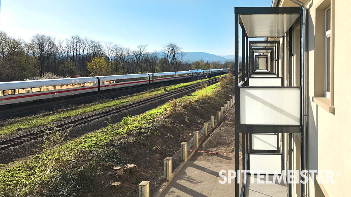 durch Lärm bedingte Einschränkung der Nutzung des Außenbereichs verringern, Aktive und passive Schalldämmung