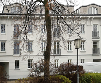 Balkonbau Österreich Baden Französische Balkongeländer