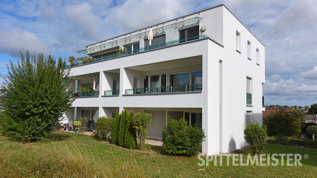 Balkongeländer Mehrfamilienhaus vom Balkonbauer Spittelmeister