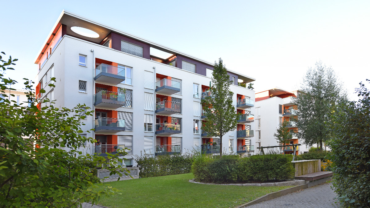 Ganzglas Balkongeländer am Neubau Karlsruhe