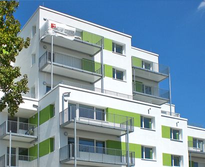 Wiesloch bei Heidelberg. Nachträglich angebaute barrierefreie Balkone