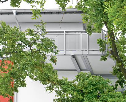 Schöck Isokorb Balkon freitragend aufgehängt