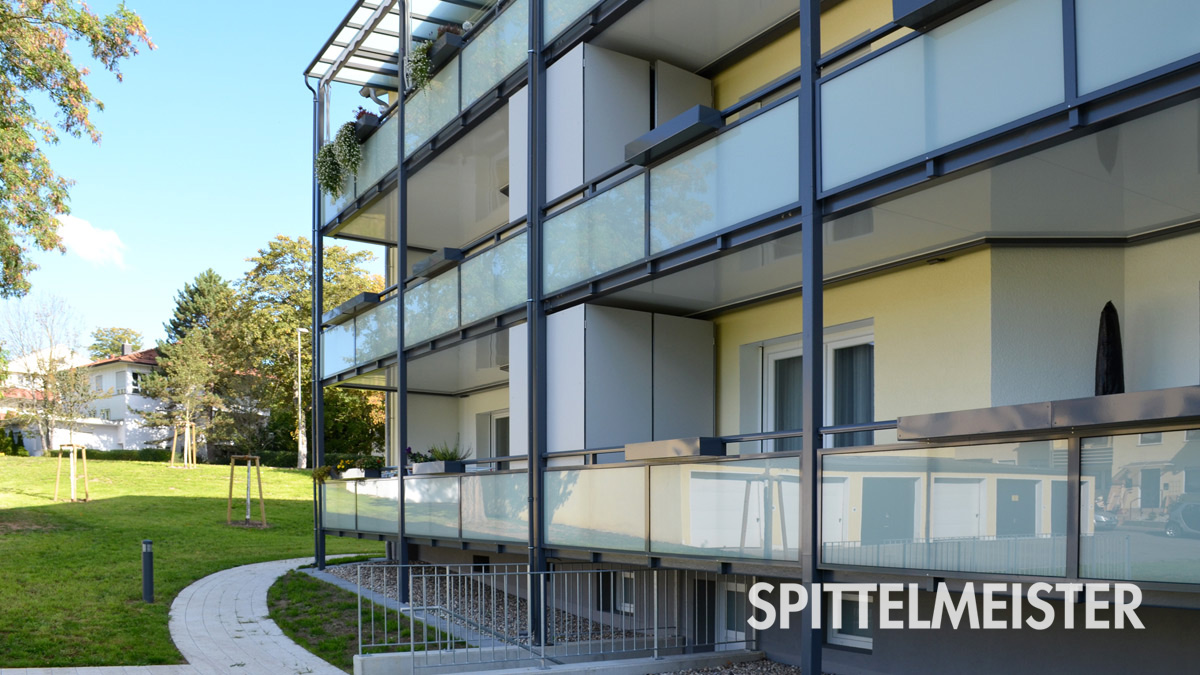 Balkonbau Fertigbalkon mit Balkonschrank Stuttgart