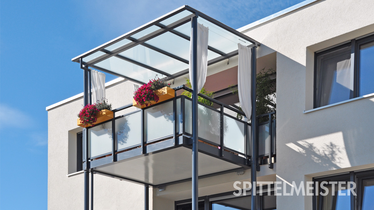 Spittelmeister Fertigbalkone als Aluminiumbalkone über Garagen vom Balkonbauer Spittelmeister