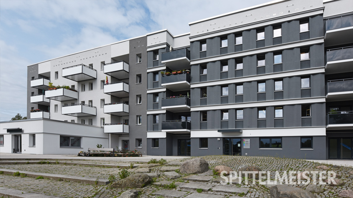 Balkone Plattenbau sanieren